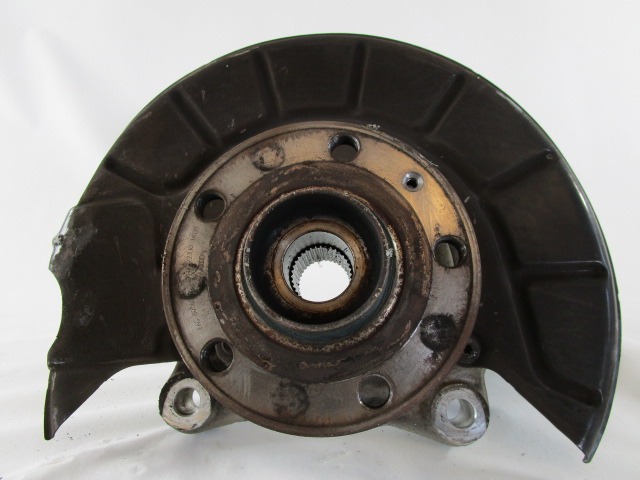 VRTLJIVI LEZAJ DESNO / PESTO KOLESA Z LEZAJEM SPREDAJ OEM N. 3C0407254F ORIGINAL REZERVNI DEL VOLKSWAGEN PASSAT B6 3C2 3C5 BER/SW (2005 - 09/2010)  DIESEL LETNIK 2007