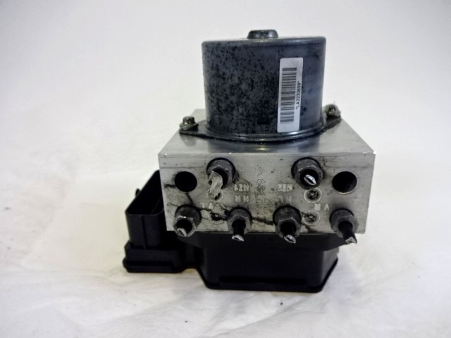 ABS AGREGAT S PUMPO OEM N. 51831526 ORIGINAL REZERVNI DEL ALFA ROMEO 159 939 BER/SW (2005 - 2013) DIESEL LETNIK 2009