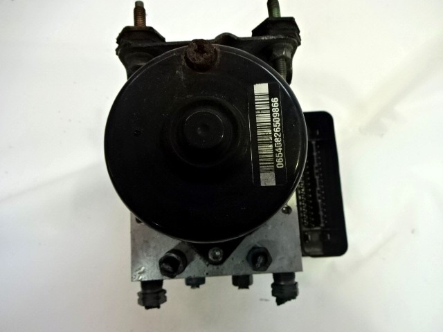 ABS AGREGAT S PUMPO OEM N. 9657061080 ORIGINAL REZERVNI DEL CITROEN C5 DC DE MK1 SW (2000 - 2004) DIESEL LETNIK 2007