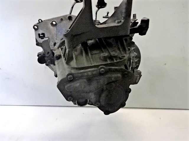 ROCNI MENJALNIK OEM N. 9684581410 9657871480 ORIGINAL REZERVNI DEL CITROEN C5 RD TD MK2 /TOURER/CROSS TOURER (2008 - 2017) DIESEL LETNIK 2008