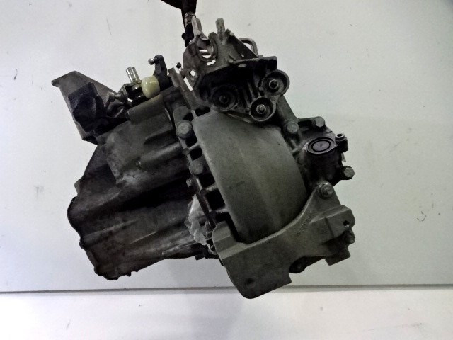 ROCNI MENJALNIK OEM N. 9684581410 9657871480 ORIGINAL REZERVNI DEL CITROEN C5 RD TD MK2 /TOURER/CROSS TOURER (2008 - 2017) DIESEL LETNIK 2008