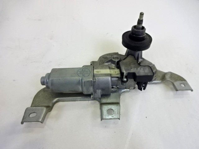 MOTORCEK ZADNJEGA BRISALCA OEM N. 3881079J00000 ORIGINAL REZERVNI DEL SUZUKI SX4 EY GY (2006 - 2010) DIESEL LETNIK 2009