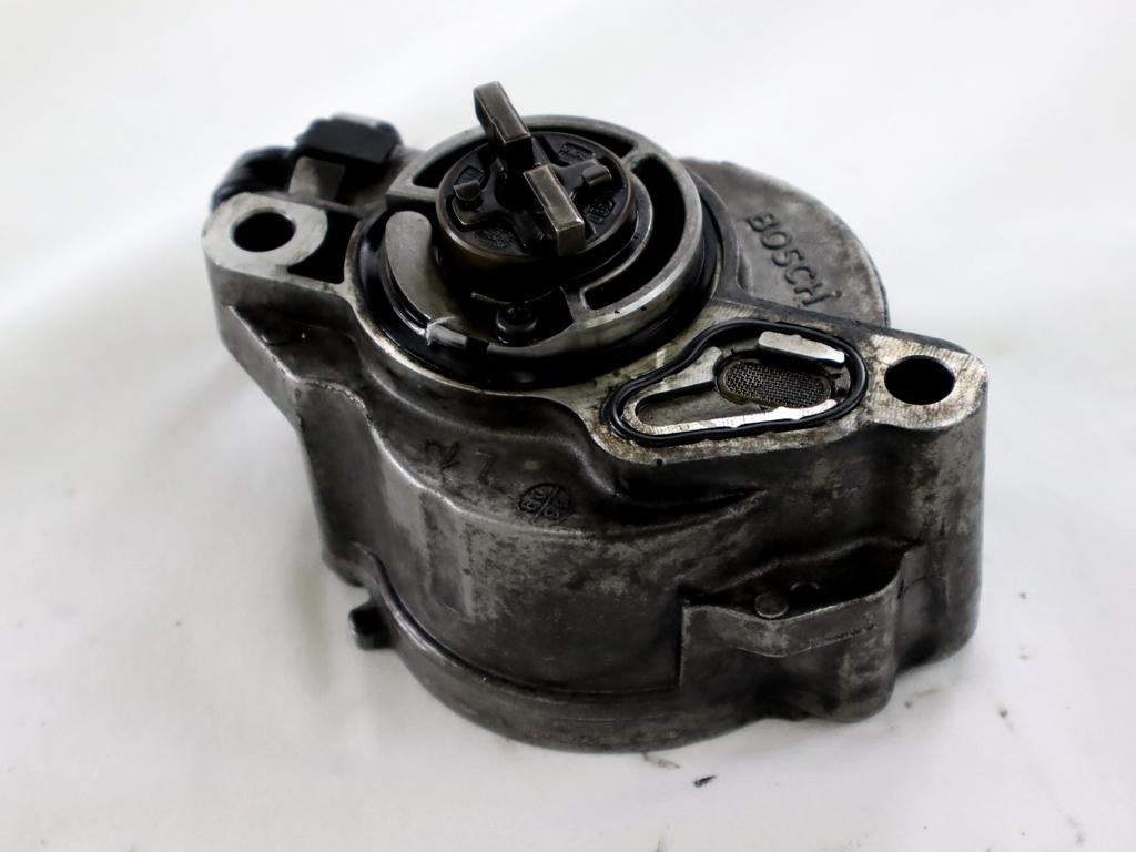 VAKUUM CRPALKA OEM N. D1562C2 ORIGINAL REZERVNI DEL SUZUKI SX4 EY GY (2006 - 2010) DIESEL LETNIK 2009