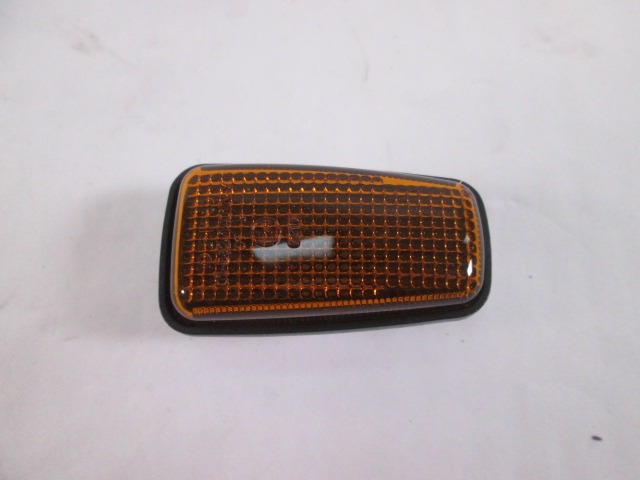 SPREDNJI INDIKATOR OEM N. 085521403N ORIGINAL REZERVNI DEL CITROEN SAXO (1996 - 1999)BENZINA LETNIK 1996