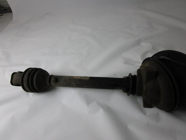 VOLANSKI DROG OEM N. 26113726 ORIGINAL REZERVNI DEL CADILLAC SRX (2004 - 2009) BENZINA LETNIK 2005