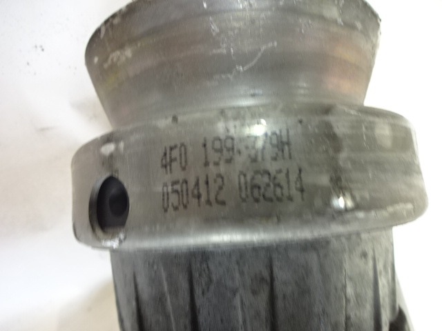 NOSILCI MOTORJA/DRUGO OEM N. 4F0199379H ORIGINAL REZERVNI DEL AUDI A6 C6 4F2 4FH 4F5 BER/SW/ALLROAD (07/2004 - 10/2008) DIESEL LETNIK 2005