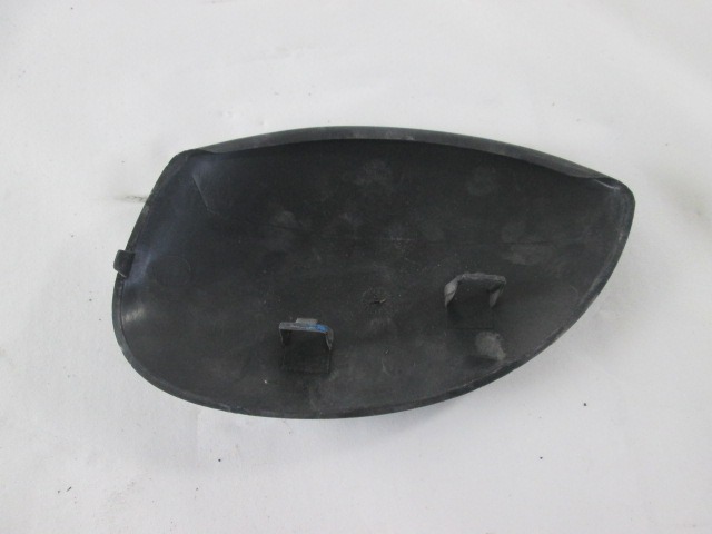 815272 CALOTTA SPECCHIETTO RETROVISORE DESTRO NERA PEUGEOT 206 1.1 B RICAMBIO USATO