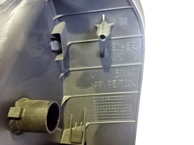 PREDAL ZA DOKUMENTE OEM N. 13191459 ORIGINAL REZERVNI DEL OPEL ASTRA H A04 L48 L08 L35 L67 R 5P/3P/SW (2007 - 2010) DIESEL LETNIK 2008