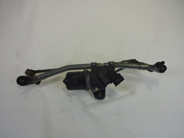 MOTORCEK PREDNJIH BRISALCEV OEM N. 6401F4 ORIGINAL REZERVNI DEL CITROEN C2 (2004 - 2009) DIESEL LETNIK 2006