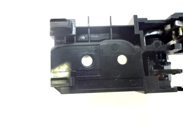 NOTRANJA KLJUKA  OEM N. 50594A2 ORIGINAL REZERVNI DEL TOYOTA AVENSIS T25 MK2 BER/SW (2003 - 2008)DIESEL LETNIK 2007