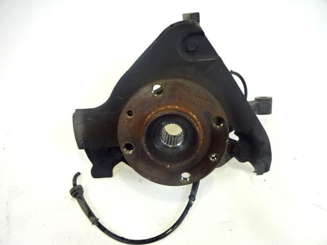 VRTLJIVI LEZAJ DESNO / PESTO KOLESA Z LEZAJEM SPREDAJ OEM N. 50702043 ORIGINAL REZERVNI DEL LANCIA Y YPSILON 843 (2003-2006) BENZINA LETNIK 2006