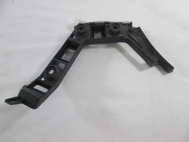 NOSILCI ZADNJEGA ODBIJACA  OEM N. 5K6807394C ORIGINAL REZERVNI DEL VOLKSWAGEN GOLF VI 5K1 517 AJ5 MK6 (2008-2012) DIESEL LETNIK 2011