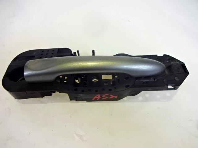 ZUNANJA KLJUKA SPREDNJA LEVA VRATA OEM N. 806070032R ORIGINAL REZERVNI DEL RENAULT MEGANE MK3 BZ0/1 B3 DZ0/1 KZ0/1 BER/SPORTOUR/ESTATE (2009 - 2015) DIESEL LETNIK 2014