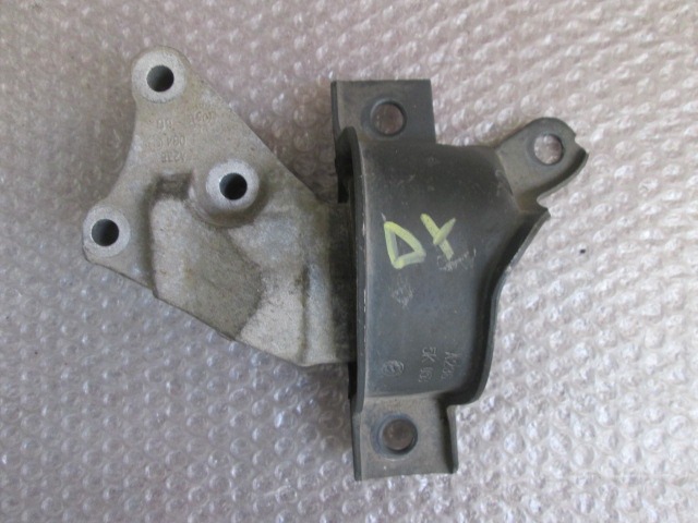 NOSILCI MOTORJA/DRUGO OEM N. A2360846D  ORIGINAL REZERVNI DEL LANCIA Y YPSILON 843 (2003-2006) BENZINA LETNIK 2006