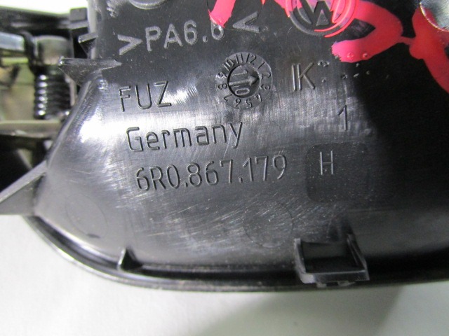 NOTRANJA KLJUKA  OEM N. 6R0867179H ORIGINAL REZERVNI DEL VOLKSWAGEN POLO 6R1 6C1 (06/2009 - 02/2014) DIESEL LETNIK 2010