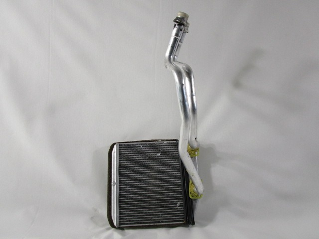 GRELEC RADIATORJA OEM N. 164210100 ORIGINAL REZERVNI DEL FIAT PUNTO EVO 199 (2009 - 2012)  DIESEL LETNIK 2011