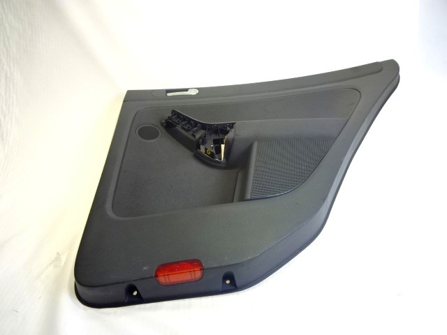 VRATNI PANEL OEM N. PNPDTVWGOLFPL5M1MK1MV5P ORIGINAL REZERVNI DEL VOLKSWAGEN GOLF PLUS 5M1 521 MK1 (2004 - 2009) DIESEL LETNIK 2006