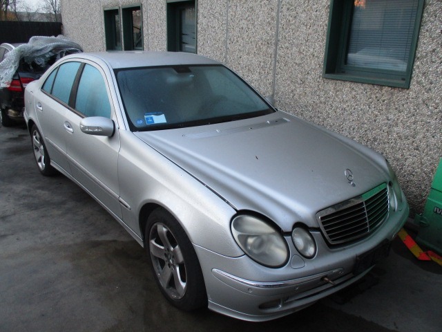 MERCEDES CLASSE E 320 W211 3.2 CDI 150KW 5P D AUT (2004) RICAMBI IN MAGAZZINO