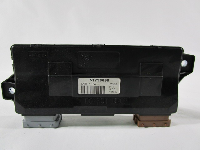 CENTRALNO ZAKLEPANJE OEM N. 51796698 ORIGINAL REZERVNI DEL FIAT CROMA 194 MK2 (2005 - 10/2007)  DIESEL LETNIK 2006