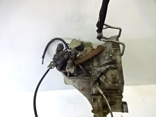 ROCNI MENJALNIK OEM N. 2231P5 2101J9 2206Y8 ORIGINAL REZERVNI DEL CITROEN C1 (2005 - 2014) DIESEL LETNIK 2007