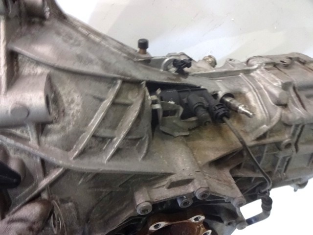 ROCNI MENJALNIK OEM N. 01X301211F ORIGINAL REZERVNI DEL AUDI A4 B7 8EC 8ED 8HE BER/SW/CABRIO (2004 - 2007) DIESEL LETNIK 2006