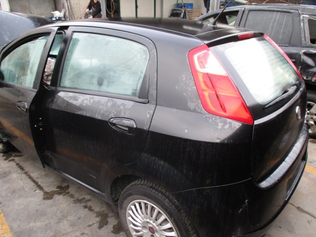 FIAT GRANDE PUNTO 1.3 D 55KW 5M 5P (2008) RICAMBI IN MAGAZZINO