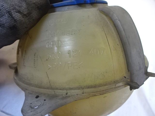 HLADILNA VODA ZA RADIJATORJE OEM N. 6Q0121407A ORIGINAL REZERVNI DEL SEAT IBIZA 6L1 MK3 (01/2002 - 01/2006) DIESEL LETNIK 2005