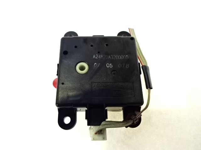 MOTORCEK OGREVANJA OEM N. A24820A3200000 ORIGINAL REZERVNI DEL NISSAN QASHQAI J10C (2006 - 2010) DIESEL LETNIK 2007