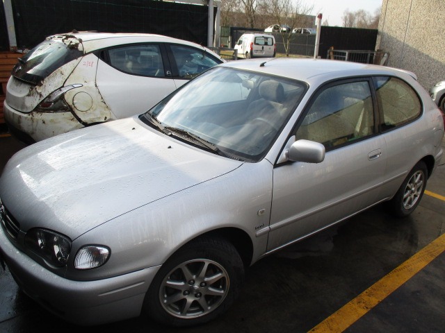 TOYOTA COROLLA 1.4 B 71KW 5M 3P (2001) RICAMBI IN MAGAZZINO 