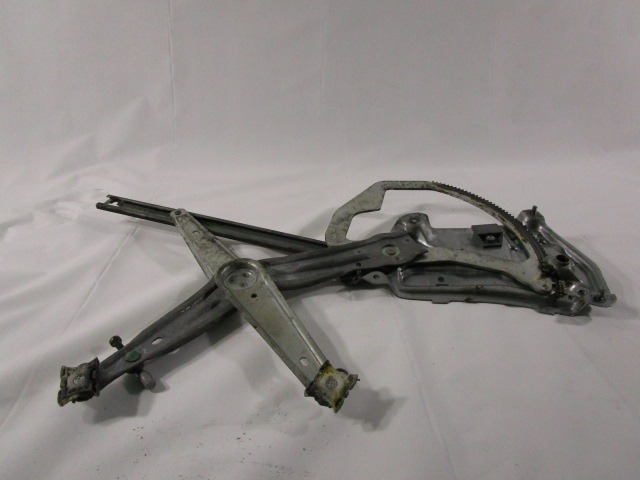 MEHANIZEM VETROBRANSKEGA STEKLA PREDNJIH VRAT OEM N. 513383977069 ORIGINAL REZERVNI DEL BMW Z3 E36 (1995 - 2002) BENZINA LETNIK 1997