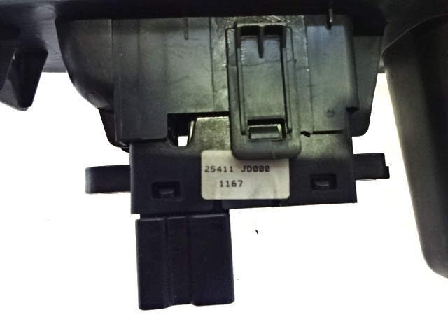 ZADNJE STIKALO OEM N. 25411JD000 ORIGINAL REZERVNI DEL NISSAN QASHQAI J10C (2006 - 2010) DIESEL LETNIK 2007