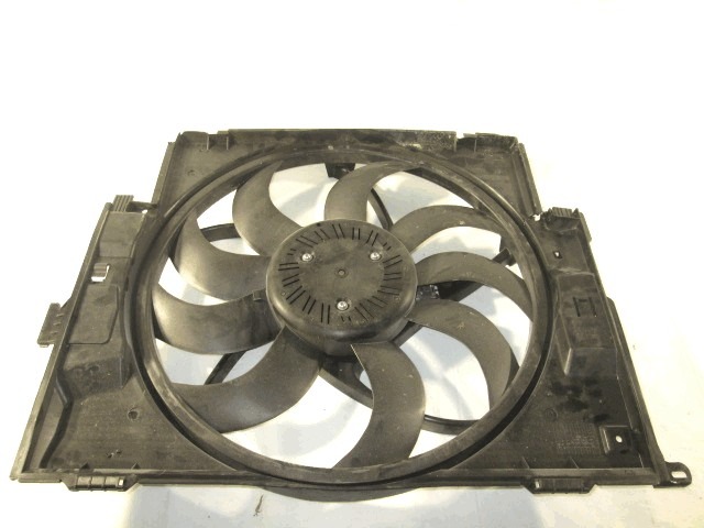 VENTILATOR HLADILNIKA OEM N. 17428641963 ORIGINAL REZERVNI DEL BMW SERIE 4 CABRIO COUPE GRAN COUPE F32/F33/F36/F82 (2013 - 2020)DIESEL LETNIK 2015