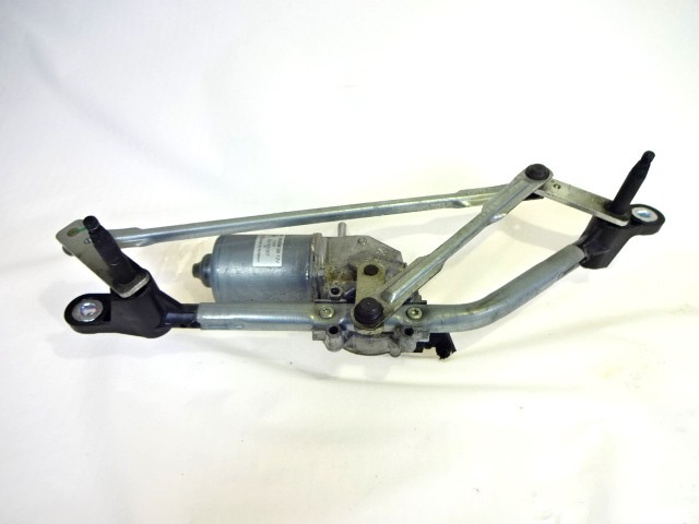 MOTORCEK PREDNJIH BRISALCEV OEM N. W0009106 ORIGINAL REZERVNI DEL ALFA ROMEO MITO 955 (2008 - 2018) DIESEL LETNIK 2014