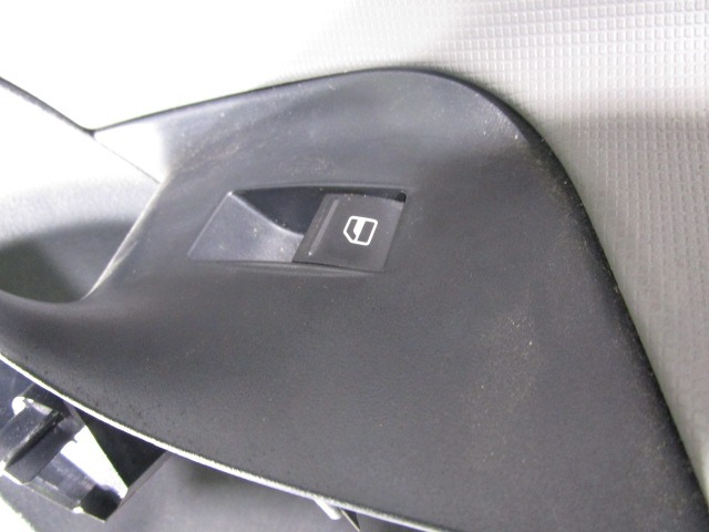 VRATNI PANEL OEM N. PNPDTSTIBIZA6J5MK4BR5P ORIGINAL REZERVNI DEL SEAT IBIZA 6J5 6P1 MK4 BER/SW (2008 - 2012)DIESEL LETNIK 2013