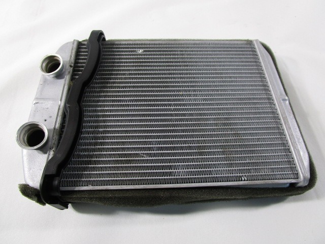 GRELEC RADIATORJA OEM N. 5N8510100 ORIGINAL REZERVNI DEL LANCIA Y YPSILON 312 (dal 2011)BENZINA/GPL LETNIK 2014