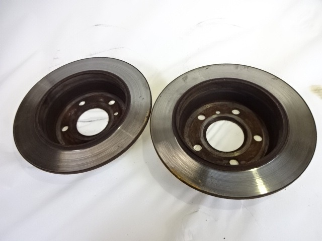 ZADNJI ZAVORNI DISKI OEM N. A1694230912 ORIGINAL REZERVNI DEL MERCEDES CLASSE A W169 5P C169 3P (2004 - 04/2008) BENZINA LETNIK 2004