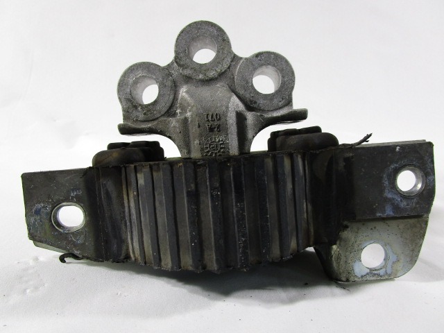 NOSILCI MOTORJA/DRUGO OEM N.  ORIGINAL REZERVNI DEL FIAT FIORINO / QUBO 255 (2008 - 2019) BENZINA/METANO LETNIK 2014