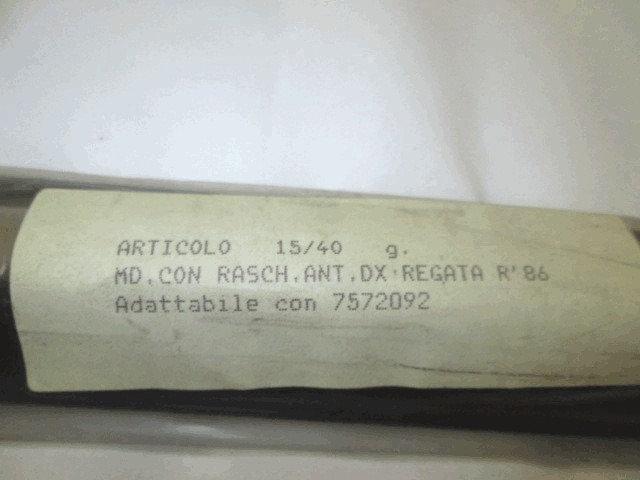 OKRASNE LETVE IN PROFILI SPREDNJIH VRAT OEM N. 7572092 ORIGINAL REZERVNI DEL FIAT REGATA 138 R (1986 - 1990)BENZINA LETNIK 1986