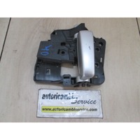 NOTRANJA KLJUKA  OEM N. 9682100777 ORIGINAL REZERVNI DEL CITROEN BERLINGO MK2 (2008 -2018) DIESEL LETNIK 2012