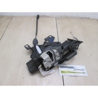 CENTRALNI ZAKLEP SPREDNJIH VRAT  OEM N. 8A6AA21812BJ ORIGINAL REZERVNI DEL FORD FIESTA CB1 CNN MK6 (09/2008 - 11/2012) BENZINA LETNIK 2012