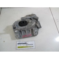 NOSILCI MOTORJA/DRUGO OEM N. 8200477152 ORIGINAL REZERVNI DEL RENAULT CLIO BR0//1 CR0/1 KR0/1 MK3 (2005 - 05/2009) BENZINA LETNIK 2008