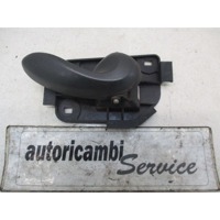 NOTRANJA KLJUKA  OEM N. 735267590 ORIGINAL REZERVNI DEL FIAT PUNTO 188 188AX MK2 (1999 - 2003) BENZINA LETNIK 2000