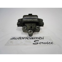 NOSILCI MOTORJA/DRUGO OEM N. 3C0199555 ORIGINAL REZERVNI DEL VOLKSWAGEN PASSAT B6 3C2 3C5 BER/SW (2005 - 09/2010)  DIESEL LETNIK 2005