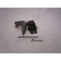 NOSILCI MOTORJA/DRUGO OEM N. 8200592642 ORIGINAL REZERVNI DEL RENAULT SCENIC/GRAND SCENIC JM0/1 MK2 (2003 - 2009) DIESEL LETNIK 2004