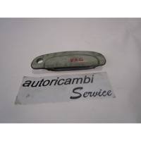 ZUNANJA KLJUKA SPREDNJA DESNA VRATA OEM N. 826601C060 ORIGINAL REZERVNI DEL HYUNDAI GETZ TB (2002 - 02/2006) BENZINA LETNIK 2004