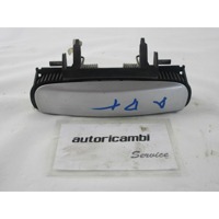 ZUNANJA KLJUKA SPREDNJA DESNA VRATA OEM N. 4B0839885 ORIGINAL REZERVNI DEL AUDI A3 MK2 8P 8PA 8P1 (2003 - 2008)DIESEL LETNIK 2003