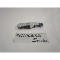 ZUNANJA KLJUKA ZADNJA DESNA VRATA OEM N. 3B0837885D 6Q4839886 ORIGINAL REZERVNI DEL VOLKSWAGEN POLO 9N (10/2001 - 2005) DIESEL LETNIK 2002