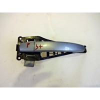 ZUNANJA KLJUKA ZADNJA LEVA VRATA OEM N. 13142770 ORIGINAL REZERVNI DEL OPEL ASTRA H A04 L48 L08 L35 L67 R 5P/3P/SW (2007 - 2010) DIESEL LETNIK 2008