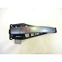 ZUNANJA KLJUKA ZADNJA LEVA VRATA OEM N. 13142770 ORIGINAL REZERVNI DEL OPEL ASTRA H A04 L48,L08,L35,L67 5P/3P/SW (2004 - 2007) BENZINA LETNIK 2006