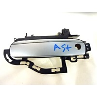 ZUNANJA KLJUKA SPREDNJA LEVA VRATA OEM N. 4F0837207 ORIGINAL REZERVNI DEL AUDI A6 C6 4F2 4FH 4F5 BER/SW/ALLROAD (07/2004 - 10/2008) DIESEL LETNIK 2004